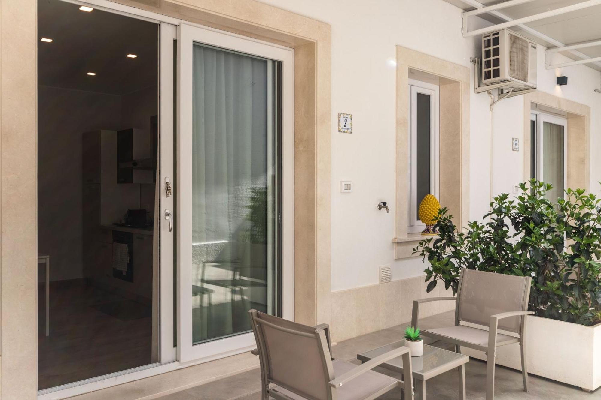 Cortile Siciliano Apartments أفولا المظهر الخارجي الصورة